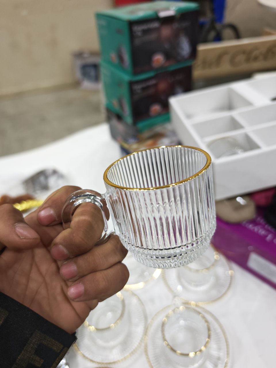 سيرفيس كؤؤس قهوة حليب