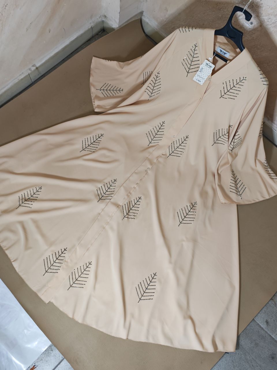 جلابية تسنيم موتيف الورقة